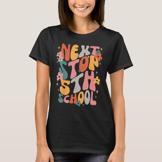 T-shirt Kids Next Stops 5th Grade Groovy Vibes First Day O (Devant)