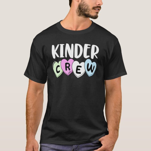 T-shirt Kinder Crew  Heart Kindergarten Teacher Valentines (Devant)