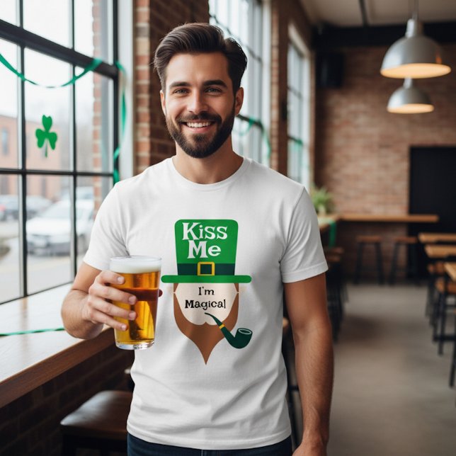 T-shirt Kiss Me - I'm Magical St Patrick's Day  (Créateur téléchargé)