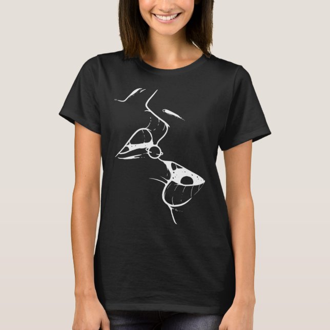 T-shirt Kiss Universe In A Relationship (Devant)