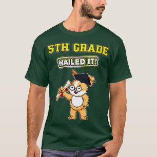 T-shirt La 5e année clouée Il Milieu de l'école 8e
