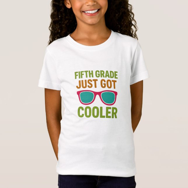T-Shirt La 5e année vient d'avoir un Glacière de retour à  (Devant)
