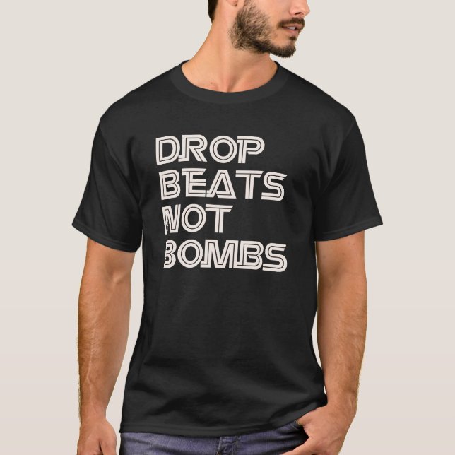 T-shirt La baisse bat pas la chemise de bombes (Devant)