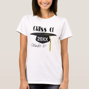 T-shirt La Casquette De Diplôme Et La Tassel Le Rendent Mi
