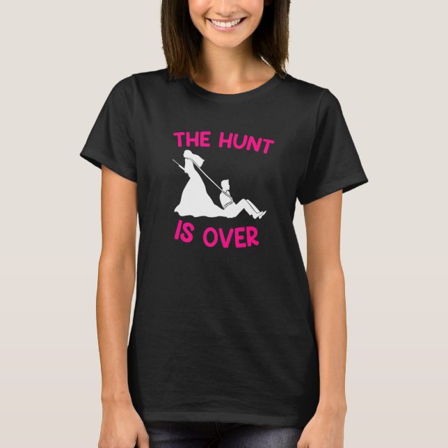T-shirt La chasse à l'homme est terminée pour la mariée de (Devant)