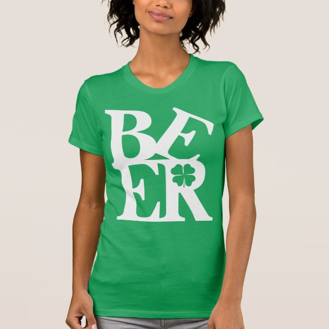T-shirt La chemise des femmes du jour de St Patrick drôle (Devant)
