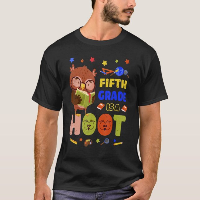 T-shirt La Cinquième Année Est Une Chouette Chouette À Hoo (Devant)