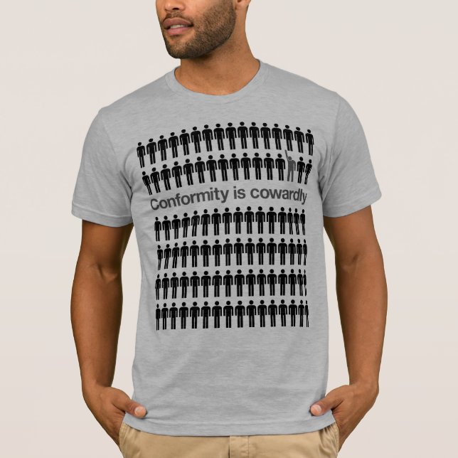 T-shirt La conformité est chemise lâche (Devant)