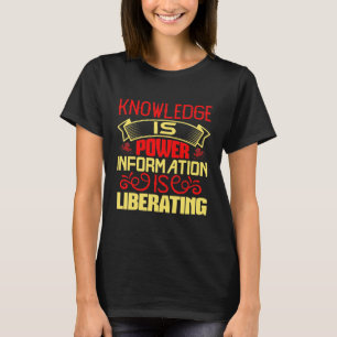 T-shirt La déesse hindoue de Saraswati Puja