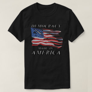 T-SHIRT LA DÉMOCRATIE AMÉRICAINE