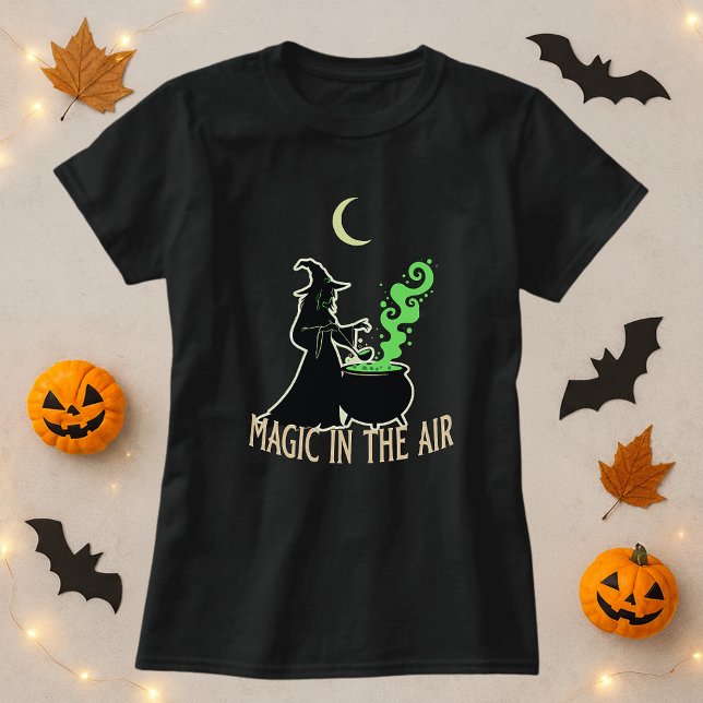 T-shirt La magie dans la sorcière de l'Halloween de l'air (Créateur téléchargé)
