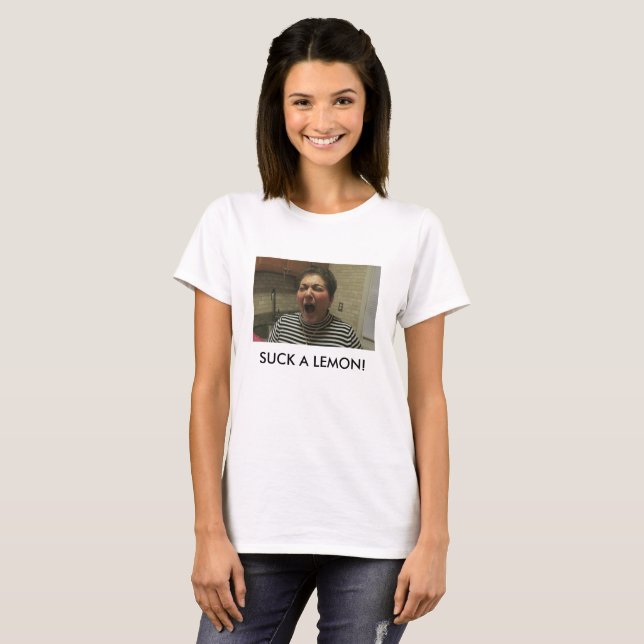 T-shirt La maman d'Angelo choquée/sucent une chemise de (Devant entier)