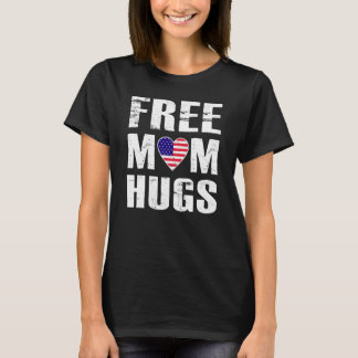 T-shirt La maman libre étreint le coeur LGBT d'arc-en-ciel