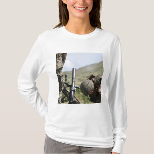 T-shirt La méthode de direct-configuration de mortiers de