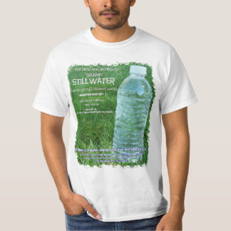 T-shirt la parodie de satire charrient l'étiquette de