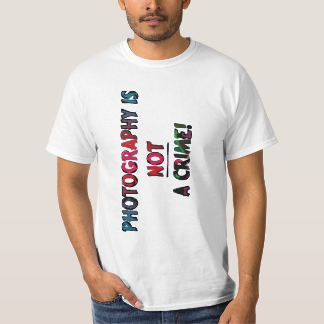 T-shirt La photographie n'est pas un crime (Devant)