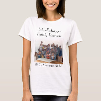 T-shirt La pièce en t des femmes de la Réunion de famille