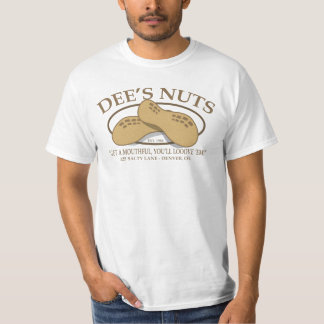 T-shirt La pièce en t drôle Nuts de Dee