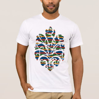 T-shirt la rayure multi met en rouleau le coupe-circuit de