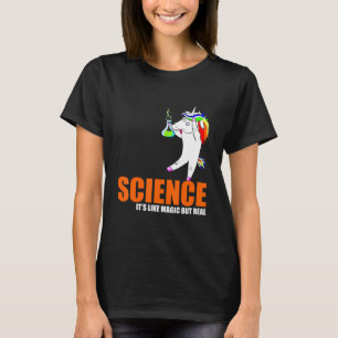 T-shirt La science enseigne comme la magie mais la vraie l