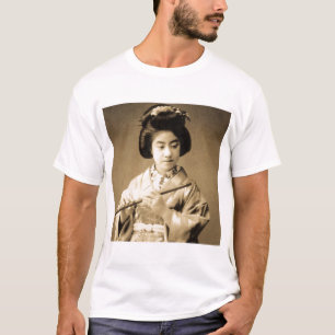 T-shirt La sépia vintage a modifié la tonalité le geisha