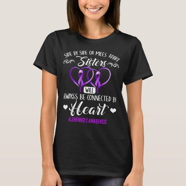T-shirt La soeur d'Alzheimer est connectée au coeur (Devant)