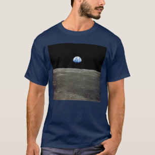 T-shirt La Terre de Lune dans l'espace noir