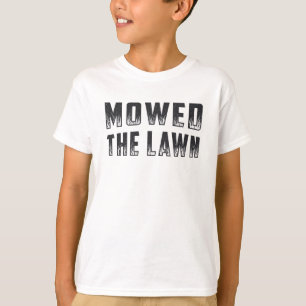 T-shirt La tondeuse De La Pelouse Épurée Le Jardinage De L