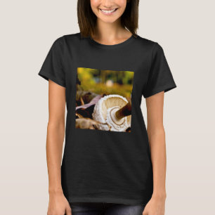 T-shirt La Vie Des Champignons Où Est Alice ?