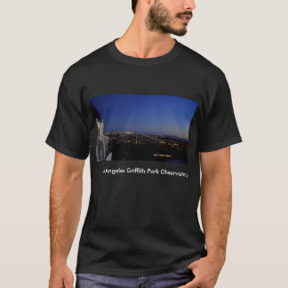 T-shirt La ville crépusculaire allume l'observatoire