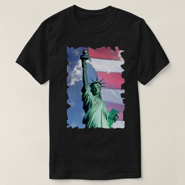 T-shirt Lady Liberty USA Drapeau Sky Clouds Statue de la L (Design devant)