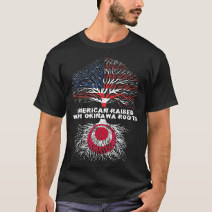 T-shirt L'Amérique élevée avec Okinawa Racines Japon