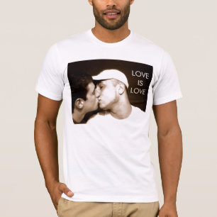 T-shirt L'amour est chemise d'amour