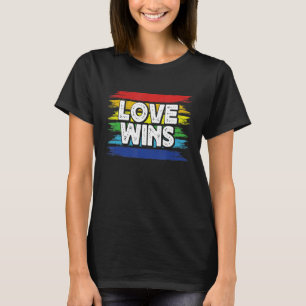 T-shirt L'amour gagne une jolie communauté Lgbt Witty