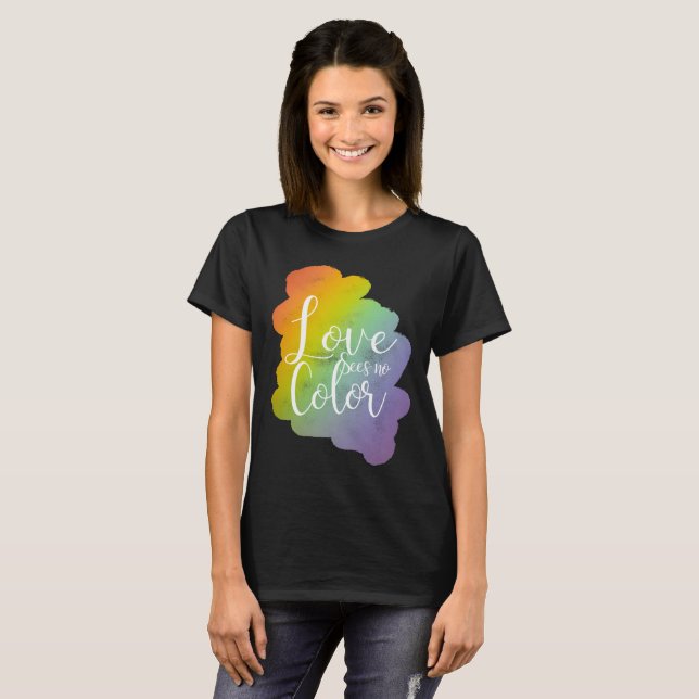 T-shirt L'amour ne voit pas de couleur Citation Inspiratio (Devant entier)