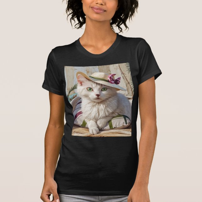 T-shirt Le chat sur la plage. (Devant)