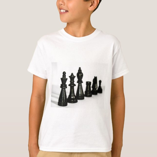 T-shirt Le chiffre noir d'échecs rapièce la perspective (Devant)