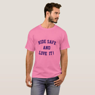 T-shirt Le coffre-fort de tour et l'aiment chemise