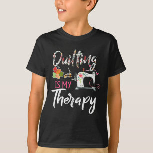 T-shirt Le courtepointe est ma thérapie Amoureux des cou