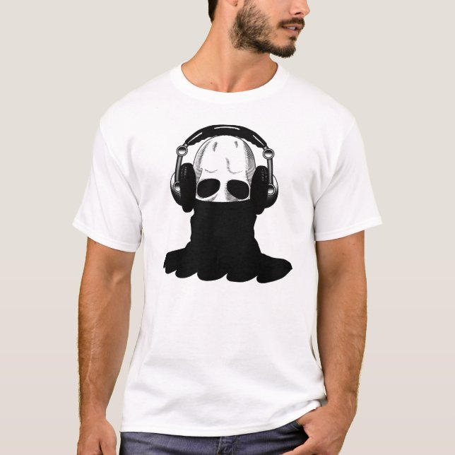 T-shirt Le crâne : Écouteurs et col roulé noir (Devant)