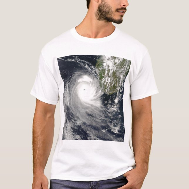 T-shirt Le cyclone tropical Favio au large de Madagascar (Devant)