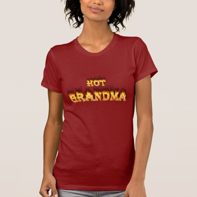 T-shirt Le feu chaud de grand-maman et coeur de marbre (Devant)