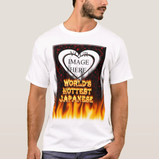 T-shirt Le feu du monde et le marbl de rouge de flammes