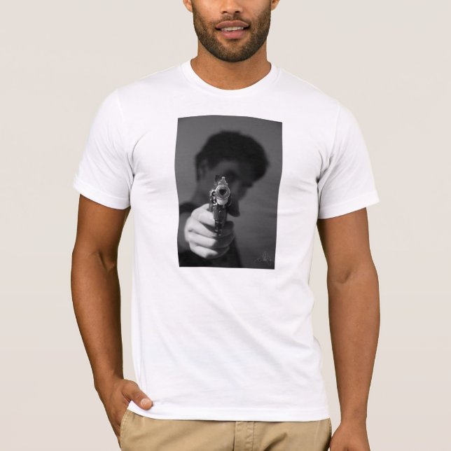 T-shirt " Le flingue de l'amour qui tue " (Devant)