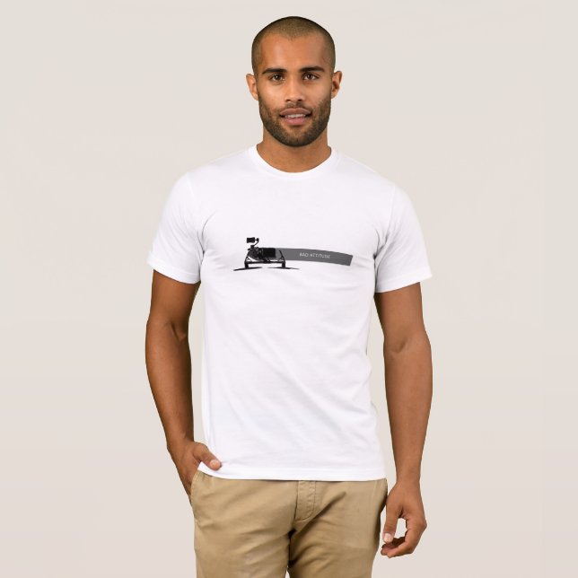 T-shirt Le mauvais pilote DJI de bourdon d'attitude (Devant entier)