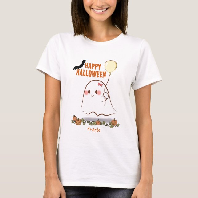 T-shirt Le mignon fantôme d'Halloween portant le nom d'une (Devant)