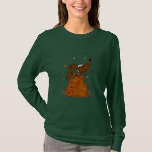 T-shirt Le milieu d'une pile de chemises Feuilles