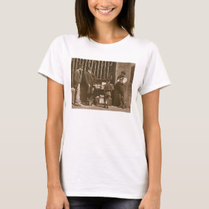 T-shirt Le noir de chaussure dramatique, 1876-77