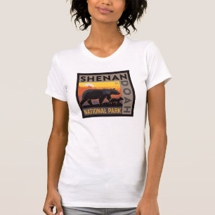 T-shirt Le Parc national de Shenandoah   Mama Bear & Cubs