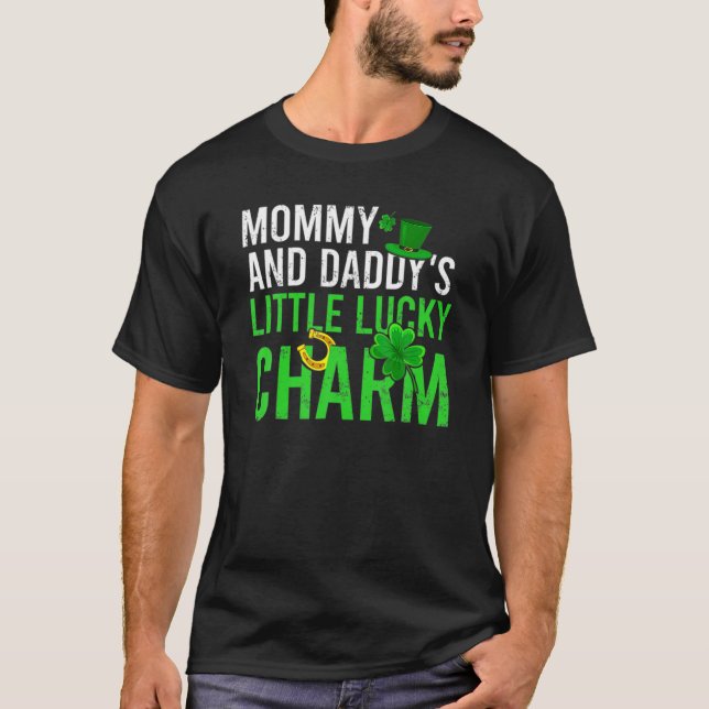 T-shirt Le petit charme de maman et papa St Patrick's (Devant)